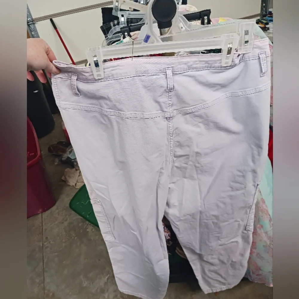 Universal Threads Pants - Picture 2 of 2